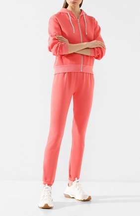 Женские хлопковые джоггеры WILDFOX красного цвета по цене 9950 руб., арт. WFL617000 | Фото 2 Женские хлопковые джоггеры WILDFOX красного цвета, арт. WFL617000 | Фото 2