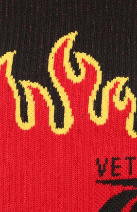 Женские носки VETEMENTS разноцветного цвета по цене 6995 руб., арт. SS20H0004 1023/W | Фото 2 Женские носки VETEMENTS разноцветного цвета, арт. SS20H0004 1023/W | Фото 2
