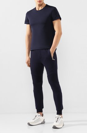 Мужская хлопковая футболка BALMAIN темно-синего цвета по цене 22600 руб., арт. TH11601/I240 | Фото 2 Мужская хлопковая футболка BALMAIN темно-синего цвета, арт. TH11601/I240 | Фото 2