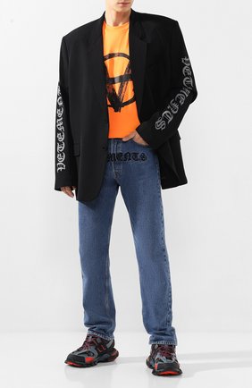 Мужской пиджак из смеси вискозы и шерсти VETEMENTS черного цвета по цене 127500 руб., арт. SS20JA143 1501/M | Фото 2 Мужской пиджак из смеси вискозы и шерсти VETEMENTS черного цвета, арт. SS20JA143 1501/M | Фото 2