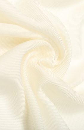 Женская шарф l'infinito из смеси кашемира и шелка LORO PIANA белого цвета по цене 82700 руб., арт. FAI0969 | Фото 2 Женская шарф l'infinito из смеси кашемира и шелка LORO PIANA белого цвета, арт. FAI0969 | Фото 2