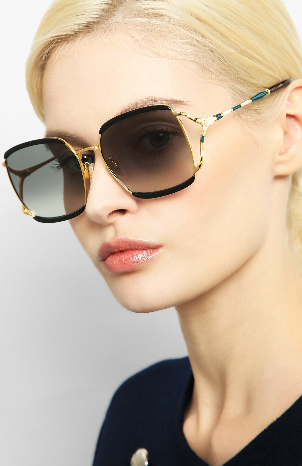 Женские солнцезащитные очки GUCCI черного цвета по цене 33900 руб., арт. GG0593SK 004 | Фото 2 Женские солнцезащитные очки GUCCI черного цвета, арт. GG0593SK 004 | Фото 2