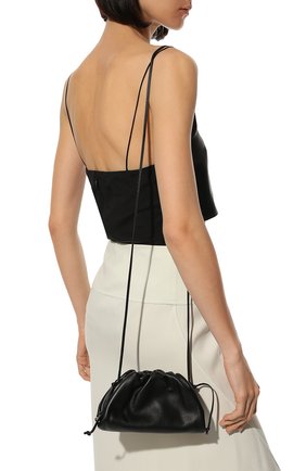 Женский клатч pouch 20 BOTTEGA VENETA черного цвета по цене 95400 руб., арт. 585852/VCP40 | Фото 2 Женский клатч pouch 20 BOTTEGA VENETA черного цвета, арт. 585852/VCP40 | Фото 2