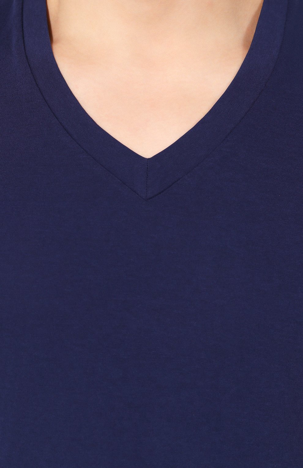 Мужская хлопковая футболка JAMES PERSE синего цвета, арт. MLJ3352 | Фото 5 (Принт: Без принта; Рукава: Короткие; Длина (для топов): Стандартные; Мужское Кросс-КТ: Футболка-одежда; Материал внешний: Хлопок; Стили: Кэжуэл; Статус проверки: Проверена категория)