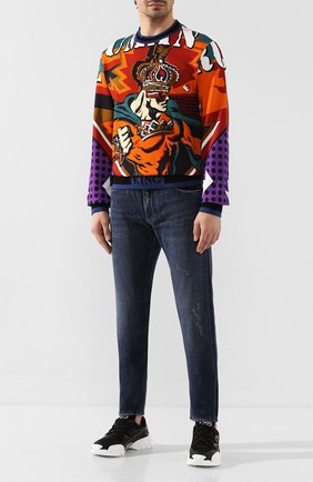 Мужские джинсы DOLCE & GABBANA темно-синего цвета по цене 48100 руб., арт. GYJCCD/G8CB2 | Фото 2 Мужские джинсы DOLCE & GABBANA темно-синего цвета, арт. GYJCCD/G8CB2 | Фото 2