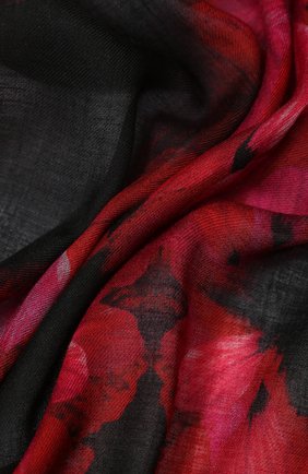 Женский платок ALEXANDER MCQUEEN черного цвета по цене 25950 руб., арт. 610623/3A34Q | Фото 2 Женский платок ALEXANDER MCQUEEN черного цвета, арт. 610623/3A34Q | Фото 2