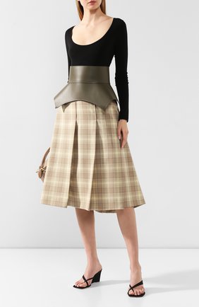 Женский кожаный пояс obi LOEWE хаки цвета по цене 49875 руб., арт. S1100070CI | Фото 2 Женский кожаный пояс obi LOEWE хаки цвета, арт. S1100070CI | Фото 2