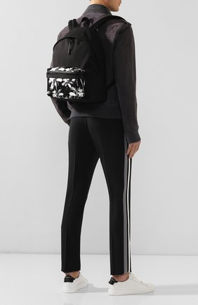 Мужской текстильный рюкзак city SAINT LAURENT черно-белого цвета по цене 63800 руб., арт. 534967/9W0DU | Фото 2 Мужской текстильный рюкзак city SAINT LAURENT черно-белого цвета, арт. 534967/9W0DU | Фото 2