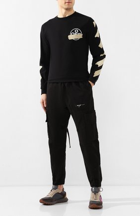 Мужская хлопковый лонгслив OFF-WHITE черного цвета по цене 18250 руб., арт. 0MAB001R201850021048 | Фото 2 Мужская хлопковый лонгслив OFF-WHITE черного цвета, арт. 0MAB001R201850021048 | Фото 2