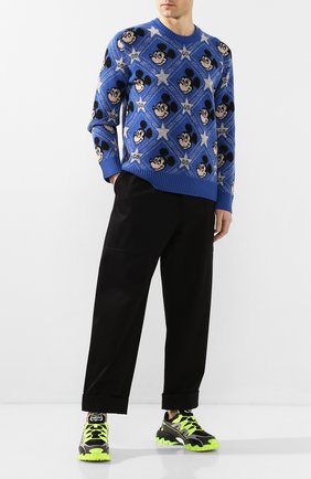 Мужской шерстяной свитер disney x gucci GUCCI синего цвета по цене 81000 руб., арт. 601563/XKA57 | Фото 2 Мужской шерстяной свитер disney x gucci GUCCI синего цвета, арт. 601563/XKA57 | Фото 2