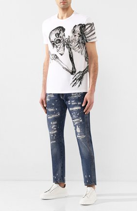 Мужская хлопковая футболка ALEXANDER MCQUEEN белого цвета по цене 38700 руб., арт. 609587/Q0ZA8 | Фото 2 Мужская хлопковая футболка ALEXANDER MCQUEEN белого цвета, арт. 609587/Q0ZA8 | Фото 2