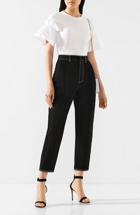 Женская хлопковая футболка ALEXANDER MCQUEEN белого цвета по цене 32600 руб., арт. 607097/QLAAA | Фото 2 Женская хлопковая футболка ALEXANDER MCQUEEN белого цвета, арт. 607097/QLAAA | Фото 2