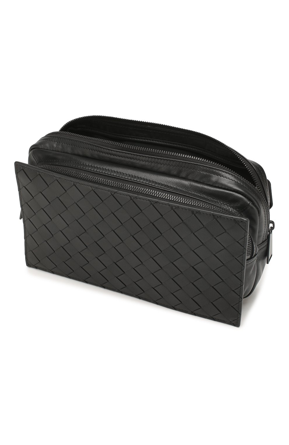 Мужская кожаная поясная сумка BOTTEGA VENETA черного цвета по цене 138000 руб., арт. 609853/VCQH1 | Фото 4 Мужская кожаная поясная сумка BOTTEGA VENETA черного цвета, арт. 609853/VCQH1 | Фото 4 (Размер: medium; Материал: Натуральная кожа; Региональные ограничения белый список (Axapta Mercury): RU; Стили: Классический)