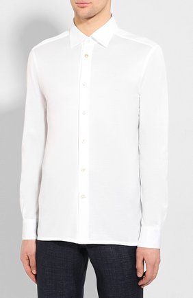 Мужская хлопковая рубашка KITON белого цвета, арт. UMCNERH0721701 | Фото 3 (Манжеты: На пуговицах; Воротник: Кент; Рукава: Длинные; Случай: Повседневный; Длина (для топов): Стандартные; Региональные ограничения белый список (Axapta Mercury): RU; Материал внешний: Хлопок; Принт: Однотонные; Мужское Кросс-КТ: Рубашка-одежда)