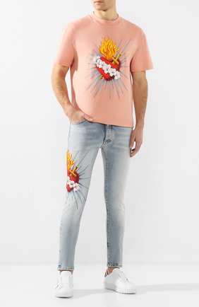 Мужские джинсы PALM ANGELS голубого цвета по цене 54300 руб., арт. PMYA012S203430188588 | Фото 2 Мужские джинсы PALM ANGELS голубого цвета, арт. PMYA012S203430188588 | Фото 2