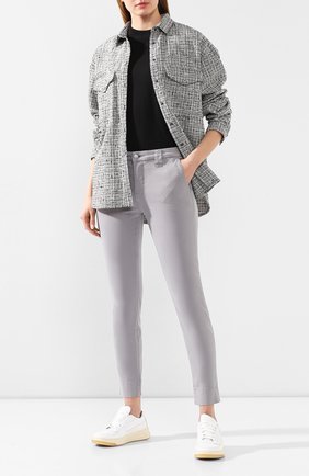 Женские брюки J BRAND серого цвета по цене 20950 руб., арт. JB002706 | Фото 2 Женские брюки J BRAND серого цвета, арт. JB002706 | Фото 2