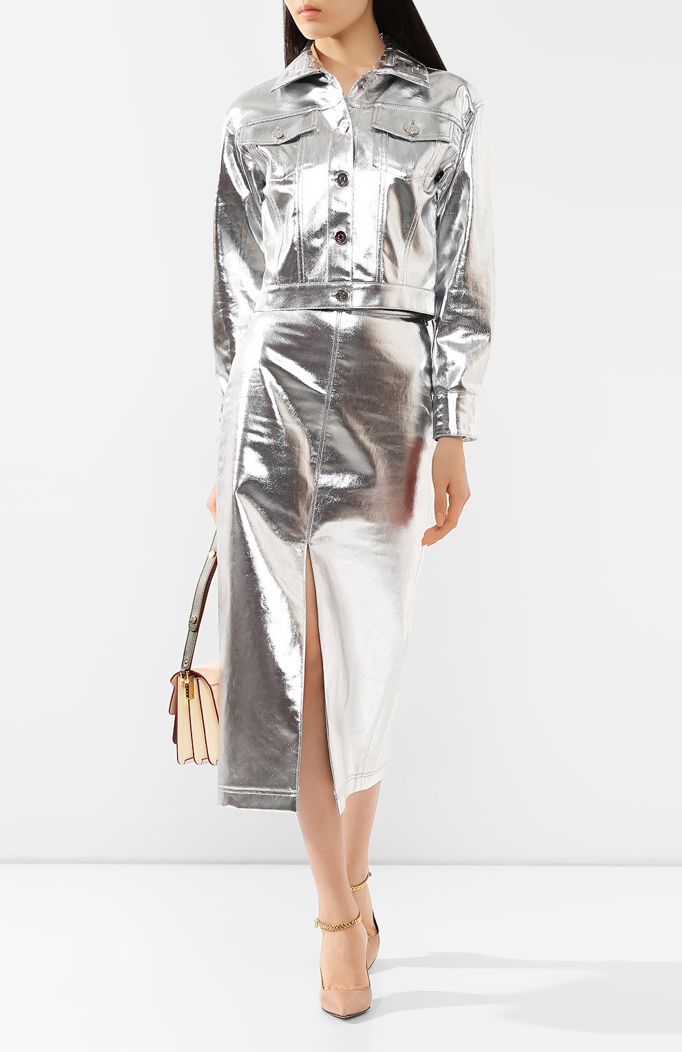 Женская серебряная джинсовая куртка FENDI — купить в интернет-магазине ...