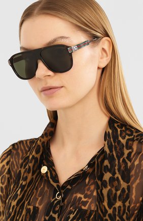 Мужские солнцезащитные очки GUCCI коричневого цвета по цене 32700 руб., арт. GG0587 002 | Фото 2 Мужские солнцезащитные очки GUCCI коричневого цвета, арт. GG0587 002 | Фото 2