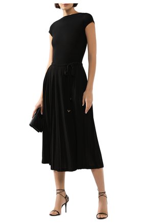 Женская топ из смеси шерсти и шелка GIORGIO ARMANI черного цвета по цене 46850 руб., арт. 3HAMA5/AMB2Z | Фото 2 Женская топ из смеси шерсти и шелка GIORGIO ARMANI черного цвета, арт. 3HAMA5/AMB2Z | Фото 2
