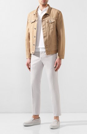 Мужские замшевые слипоны GIORGIO ARMANI светло-серого цвета по цене 53050 руб., арт. X2J125/XL902 | Фото 2 Мужские замшевые слипоны GIORGIO ARMANI светло-серого цвета, арт. X2J125/XL902 | Фото 2