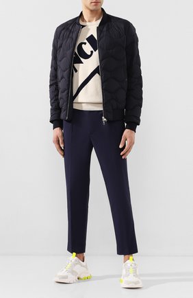 Мужской хлопковый джемпер MONCLER белого цвета по цене 29400 руб., арт. F1-091-9C703-00-V9085 | Фото 2 Мужской хлопковый джемпер MONCLER белого цвета, арт. F1-091-9C703-00-V9085 | Фото 2