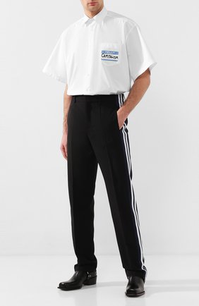 Мужская хлопковая рубашка VETEMENTS белого цвета по цене 47500 руб., арт. SS20SH345 1006/M | Фото 2 Мужская хлопковая рубашка VETEMENTS белого цвета, арт. SS20SH345 1006/M | Фото 2