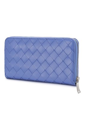Женские кожаный кошелек BOTTEGA VENETA светло-голубого цвета по цене 59900 руб., арт. 608051/VCPP2 | Фото 2 Женские кожаный кошелек BOTTEGA VENETA светло-голубого цвета, арт. 608051/VCPP2 | Фото 2