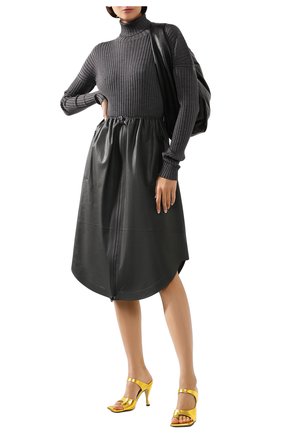 Женская шерстяная водолазка BOTTEGA VENETA серого цвета по цене 109000 руб., арт. 601720/VKJS0 | Фото 2 Женская шерстяная водолазка BOTTEGA VENETA серого цвета, арт. 601720/VKJS0 | Фото 2
