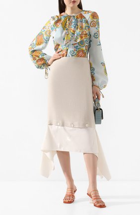 Женская шелковая блузка LANVIN голубого цвета по цене 103500 руб., арт. RW-T0633I-4338-P20 | Фото 2 Женская шелковая блузка LANVIN голубого цвета, арт. RW-T0633I-4338-P20 | Фото 2