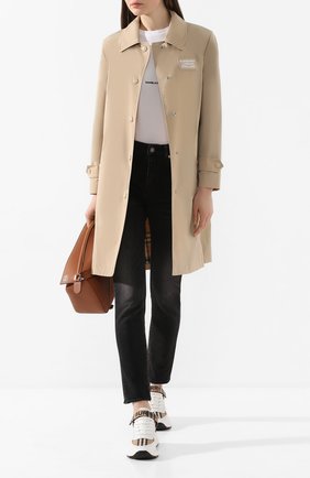 Женский плащ oxclose BURBERRY бежевого цвета по цене 69600 руб., арт. 8022732 | Фото 2 Женский плащ oxclose BURBERRY бежевого цвета, арт. 8022732 | Фото 2