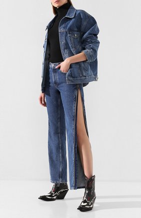 Женские джинсы VETEMENTS голубого цвета по цене 59950 руб., арт. SS20PA332 2801/W/BLUE | Фото 2 Женские джинсы VETEMENTS голубого цвета, арт. SS20PA332 2801/W/BLUE | Фото 2