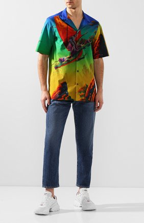 Мужская хлопковая рубашка VALENTINO разноцветного цвета, арт. TV0AA77165S | Фото 2 (Рукава: Короткие; Длина (для топов): Стандартные; Материал внешний: Хлопок; Случай: Повседневный; Мужское Кросс-КТ: Рубашка-одежда; Принт: С принтом; Воротник: Отложной)