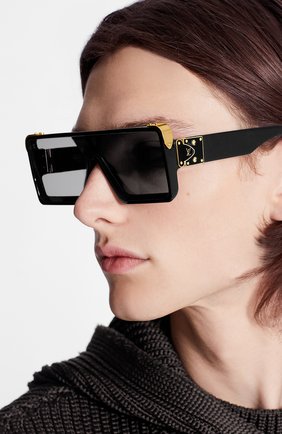 Мужские солнезащитные очки dayton LOUIS VUITTON черного цвета по цене 56500 руб., арт. Z1321W | Фото 2 Мужские солнезащитные очки dayton LOUIS VUITTON черного цвета, арт. Z1321W | Фото 2