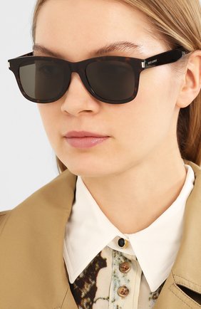 Мужские солнцезащитные очки SAINT LAURENT коричневого цвета по цене 24500 руб., арт. SL 51-B SLIM 003 | Фото 2 Мужские солнцезащитные очки SAINT LAURENT коричневого цвета, арт. SL 51-B SLIM 003 | Фото 2