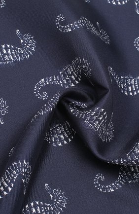 Мужской шелковый платок DOLCE & GABBANA синего цвета по цене 8480 руб., арт. GR412E/G0X64 | Фото 2 Мужской шелковый платок DOLCE & GABBANA синего цвета, арт. GR412E/G0X64 | Фото 2