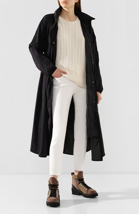 Женский плащ lin MONCLER черного цвета по цене 83400 руб., арт. F1-093-1D504-00-C0391 | Фото 2 Женский плащ lin MONCLER черного цвета, арт. F1-093-1D504-00-C0391 | Фото 2