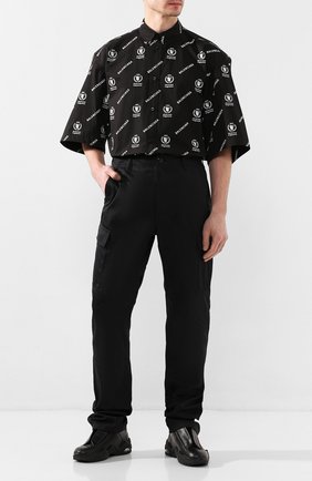 Мужской брюки-карго BALENCIAGA черного цвета по цене 57550 руб., арт. 601170/TGQ07 | Фото 2 Мужской брюки-карго BALENCIAGA черного цвета, арт. 601170/TGQ07 | Фото 2
