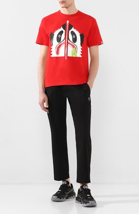 Мужская хлопковая футболка BAPE красного цвета по цене 8695 руб., арт. 1G30110006 | Фото 2 Мужская хлопковая футболка BAPE красного цвета, арт. 1G30110006 | Фото 2
