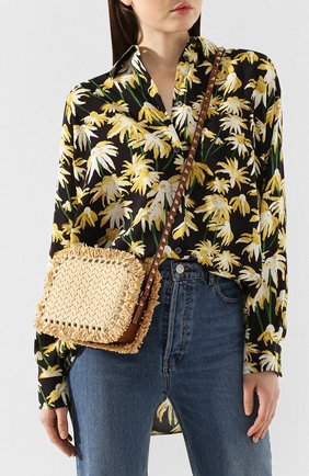 Женская сумка valentino garavani rockstud VALENTINO кремвого цвета по цене 96050 руб., арт. TW2B0809/PWC | Фото 2 Женская сумка valentino garavani rockstud VALENTINO кремвого цвета, арт. TW2B0809/PWC | Фото 2