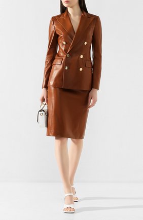 Женский кожаный жакет RALPH LAUREN темно-коричневого цвета по цене 456500 руб., арт. 290803707 | Фото 2 Женский кожаный жакет RALPH LAUREN темно-коричневого цвета, арт. 290803707 | Фото 2 (Материал подклада: Купро; Рукава: Длинные; Статус проверки: Проверена категория; Длина (для топов): Стандартные; Случай: Повседневный, Формальный; 1-2-бортные: Двубортные; Женское Кросс-КТ: Жакет-одежда; Стили: Кэжуэл; Материал внешний: Натуральная кожа)