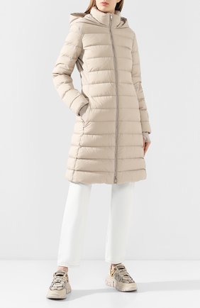 Женский пуховое пальто newbridge BURBERRY бежевого цвета по цене 91300 руб., арт. 8022835 | Фото 2 Женский пуховое пальто newbridge BURBERRY бежевого цвета, арт. 8022835 | Фото 2