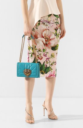 Женская сумка devotion small DOLCE & GABBANA бирюзового цвета по цене 149000 руб., арт. BB6652/AV967 | Фото 2 Женская сумка devotion small DOLCE & GABBANA бирюзового цвета, арт. BB6652/AV967 | Фото 2 (Сумки-технические: Сумки через плечо; Материал: Натуральная кожа; Размер: small; Ремень/цепочка: На ремешке; Женское Кросс-КТ: Вечерняя сумка)