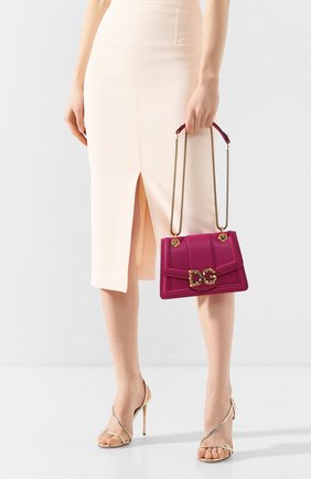 Женская сумка dg amore small DOLCE & GABBANA фуксия цвета по цене 148000 руб., арт. BB6676/AK295 | Фото 2 Женская сумка dg amore small DOLCE & GABBANA фуксия цвета, арт. BB6676/AK295 | Фото 2 (Сумки-технические: Сумки через плечо; Материал: Натуральная кожа; Размер: small; Ремень/цепочка: На ремешке; Женское Кросс-КТ: Вечерняя сумка)