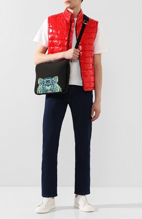 Мужская текстильная сумка для ноутбука KENZO черного цвета по цене 14500 руб., арт. FA55SF308F20 | Фото 2 Мужская текстильная сумка для ноутбука KENZO черного цвета, арт. FA55SF308F20 | Фото 2