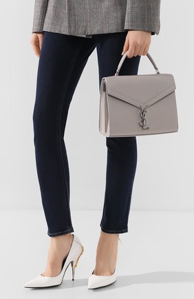 Женская сумка cassandra medium SAINT LAURENT светло-серого цвета по цене 148000 руб., арт. 578000/B0W0N | Фото 2 Женская сумка cassandra medium SAINT LAURENT светло-серого цвета, арт. 578000/B0W0N | Фото 2