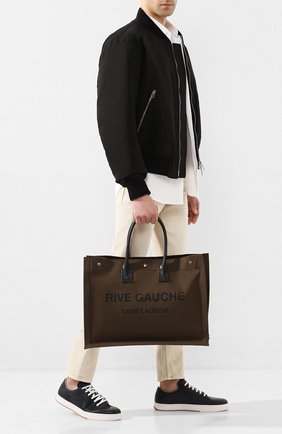 Мужская текстильная сумка-тоут rive gauche SAINT LAURENT хаки цвета по цене 78550 руб., арт. 509415/G0A4D | Фото 2 Мужская текстильная сумка-тоут rive gauche SAINT LAURENT хаки цвета, арт. 509415/G0A4D | Фото 2