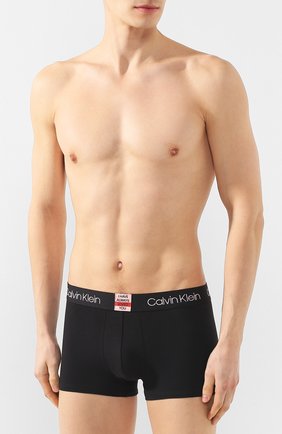 Мужские хлопковые боксеры CALVIN KLEIN черного цвета по цене 3365 руб., арт. NB2067A | Фото 2 Мужские хлопковые боксеры CALVIN KLEIN черного цвета, арт. NB2067A | Фото 2