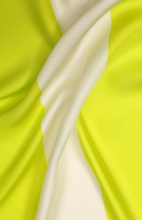 Женский шелковый платок valentino garavani VALENTINO желтого цвета по цене 36800 руб., арт. TW0EB104/MPT | Фото 2 Женский шелковый платок valentino garavani VALENTINO желтого цвета, арт. TW0EB104/MPT | Фото 2