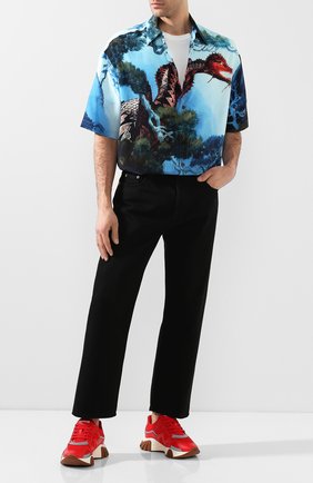 Мужские комбинированные кроссовки squalo VERSACE красного цвета по цене 84350 руб., арт. DSU7703/DVTREG | Фото 2 Мужские комбинированные кроссовки squalo VERSACE красного цвета, арт. DSU7703/DVTREG | Фото 2 (Материал внутренний: Текстиль, Натуральная кожа; Материал внешний: Текстиль; Подошва: Массивная; Стили: Гранж; Материал утеплителя: Без утеплителя)