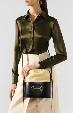 Женская сумка 1955 horsebit GUCCI черно-белого цвета по цене 136000 руб., арт. 602118/1DBLG | Фото 2 Женская сумка 1955 horsebit GUCCI черно-белого цвета, арт. 602118/1DBLG | Фото 2